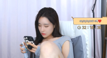 한국야동_(한국야동) 탐폰끼고 방송하던 bj 뷸라 방종후 아랫도리 노출