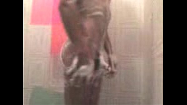 BATHING FOR A FRIEND 2