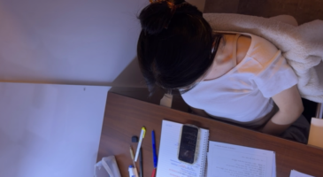 (한국야동) 공부하다 스트레스 받는지 클리토리스 부비적