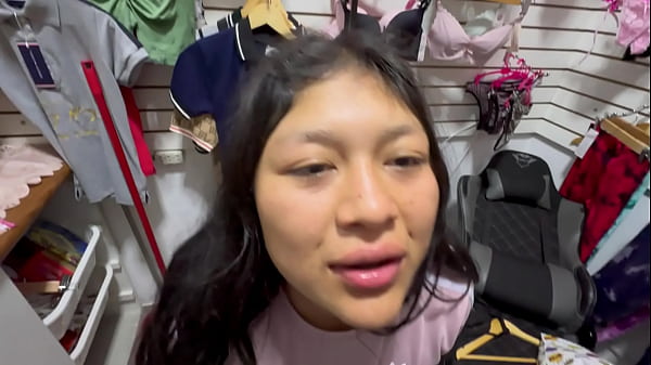 I fucked a panty seller at the market in downtown Lima