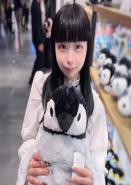 Unreleased 148cm Tall 18-year-old Cafe Girl. A Sweaty Big Cock Makes Her Face Look Like A Slut. Her Horny Vagina Is Inseminated Twice