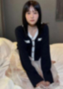UncensoredFace revealed Individual footage of a housewife who is quite neat and doesn't want to get dirty UncensoredFace-revealed It is an individual video with a housewife who is quite neat but does not get dirty