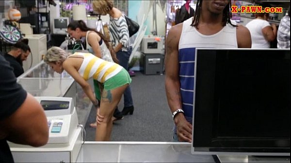 Guy pawns his girlfriends pussy at the pawnshop for money