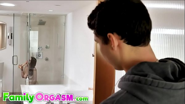 FamilyOrgasm - Spying My Step Mom in her Bathroom - Angel Ryder