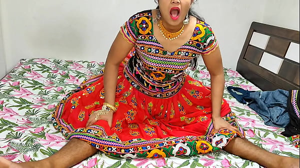 When Komal's friend came home to call her, her husband started taking selfies