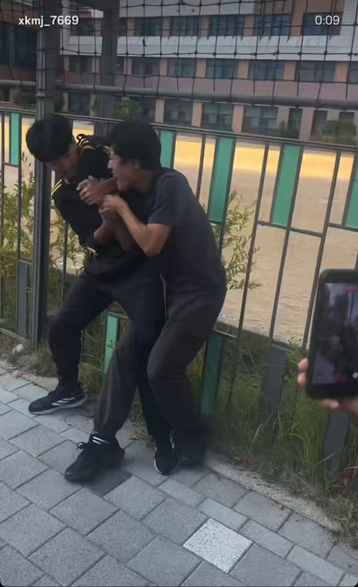 훔훔