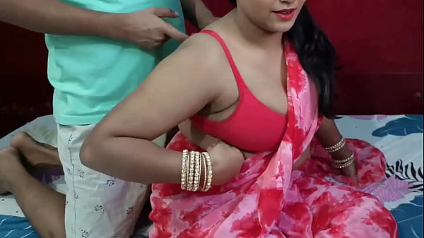 Horny stepmom said son close my bra hook, then step mom's bed tore sex in Hindi