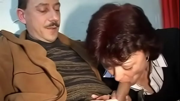 Its my Lesbian girlsfrind, JeptoJep the kinky Old Bitch, real amateur houswife fuck hard throat cock
