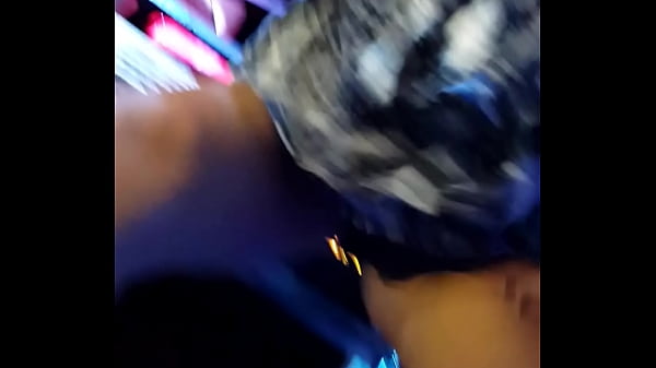 GOSTOSONA IN THE OPEN BAR (in nude)
