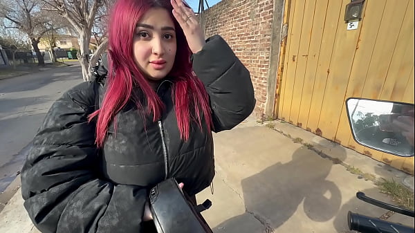 I give my body to the driver and make him cum inside me!