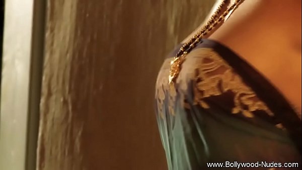 Sexy Indian Body Undressing Here