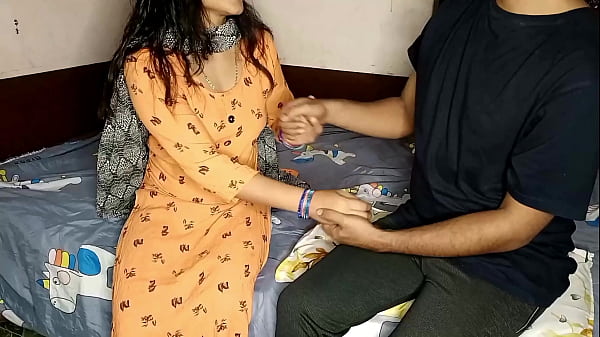Wife called her old boyfriend home and got her pussy fucked