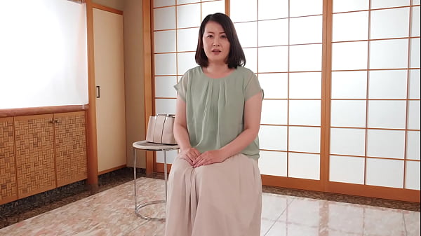 First Shooting Married Woman Document Hitomi Otsuka <with digest>