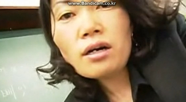 한국야동_(한국야동) 성스러운 교실에서 미친짓하는 초등교사 아지매