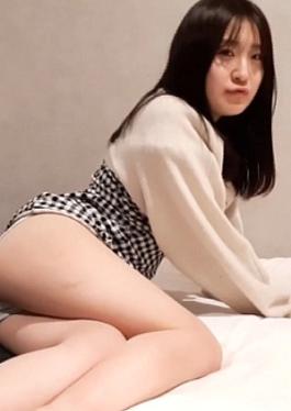 Uncensored Reunited With A Shy And Cute Young Wife. Her Usual Energetic Appearance Is Contrasted With Her Erotic Gaze And Hip Movements, Which Was The Best Gap Moe.