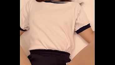 [Amateur personal shooting] POV shooting of a married woman wearing gym clothes and bloomers