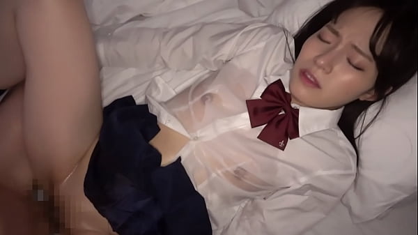 [A horny student secretly met a cram teacher and fucked.] She has a boyfriend but she cheated on her older tutoring teacher with a slender and slutty body! She's a slut who wants to get her ass spanked even more!