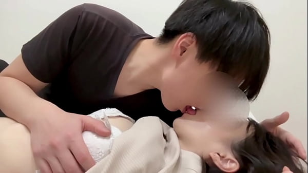 [Personal shooting] Maria's top-class blowjob, taking it all the way to the base and enveloping it. Subjective video of her squeezing out all the sperm...Japanese amateur hentai