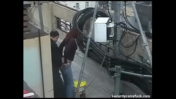 Spy Cam Catch Fucking on Roof Top