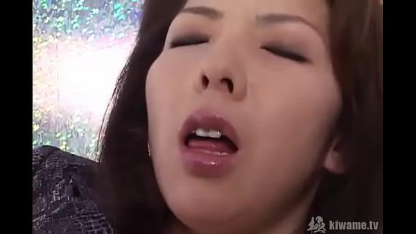 When a nympho masturbates ①!
