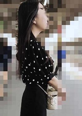 I don't have the courage to sell without a line of sight mosaic. 目線モザイク無しで販売する勇気がありません