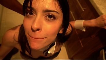 This cheating whore called me to fuck her
