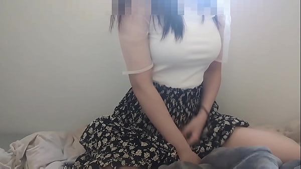 I couldn't stop feeling horny after I got home, so I masturbated on the blanket... Big tits/Japanese/Pervert/Masochist