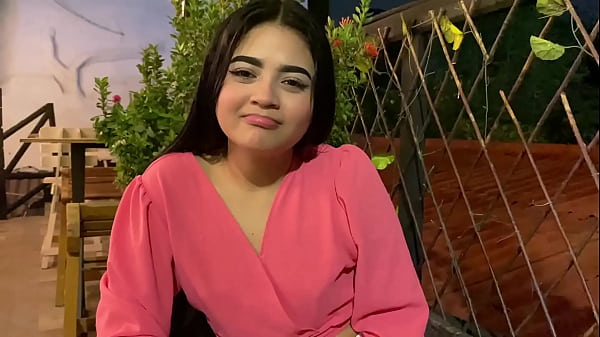 I met a woman at a restaurant, she was sad because her boyfriend didn't show up for the date so I invited her for a drink || YOHAMEDI