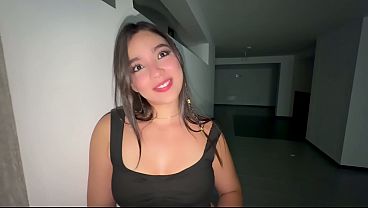 I run into a Latina who’s craving cock in the elevator!! - FELIPE SKULL