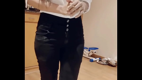 Sexy Hotel Receptionist fucked by Guest