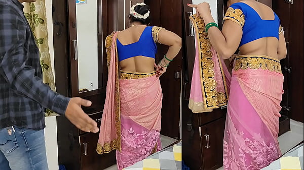 Komal Bhabhi, let's go quickly, the bride and groom and their husband are waiting to take photos.