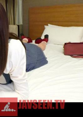 First Shot Premature Ejaculation College Girl Don't Move!! A third-year university student with snow-white skin. - If you play violently with a big with a soft sister type girlfriend ... AV application AV experience shooting on the net 1158