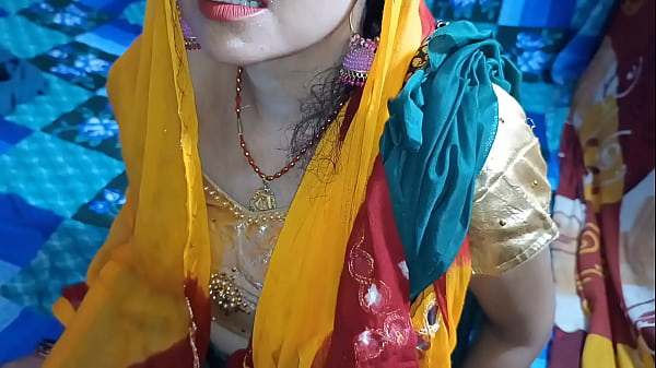 Father-in-law gave it in the mouth of daughter-in-law, clear Hindi voice dirty talk