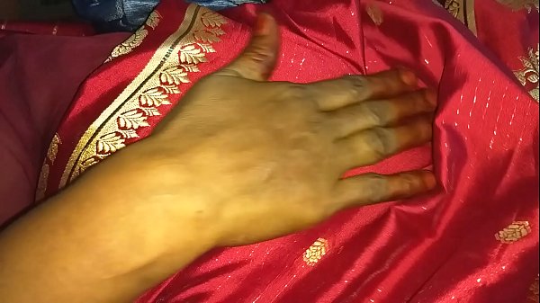 hairy mom masturbate in bed