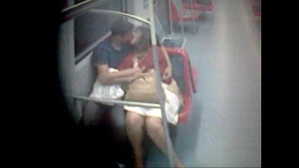 AMATEUR SEX ON THE EAST EXPRESS TRAIN LUZ-GUAINAZES ZL