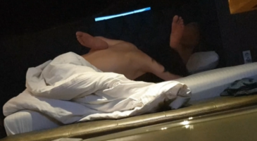 한국야동_(한국야동) 혈기 왕성한 젊은 놈이랑 바람 피우는 아지매
