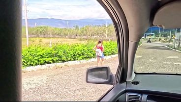 Skinny 18-Year-Old Lost on the Highway Gives Her Cunt to a Perverted Stranger for Money