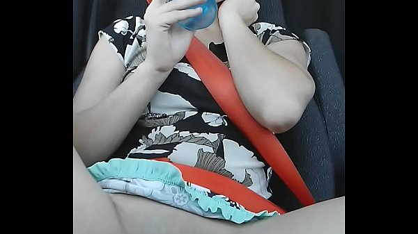 Down the road public solo -starring Shadebunny