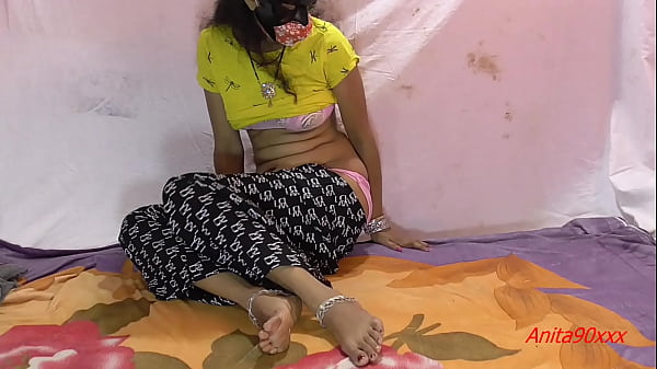 Servant fucks sister-in-law with a hot desi cock with condom