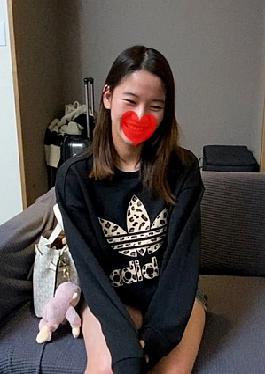 A Petite 19-year-old Married Woman Who Looks Like Aoyama Yuu And Loves Blowjobs. Cell A Masochistic Perverted Woman Who Teases The Back Of Her Throat With A Blowjob And Then Sucks It Again With Tears In Her Eyes.