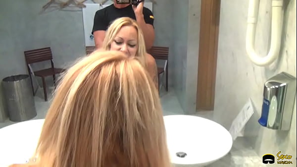 Golden shower with Carlitos Way and Tamrah Dix
