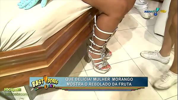 Backstage Carnival 2010 - Loira da Laje - Viviane Castro e Moranguinho