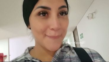 Stranger helps me with my suitcase after my trip And I pay him with a blowjob and creampie