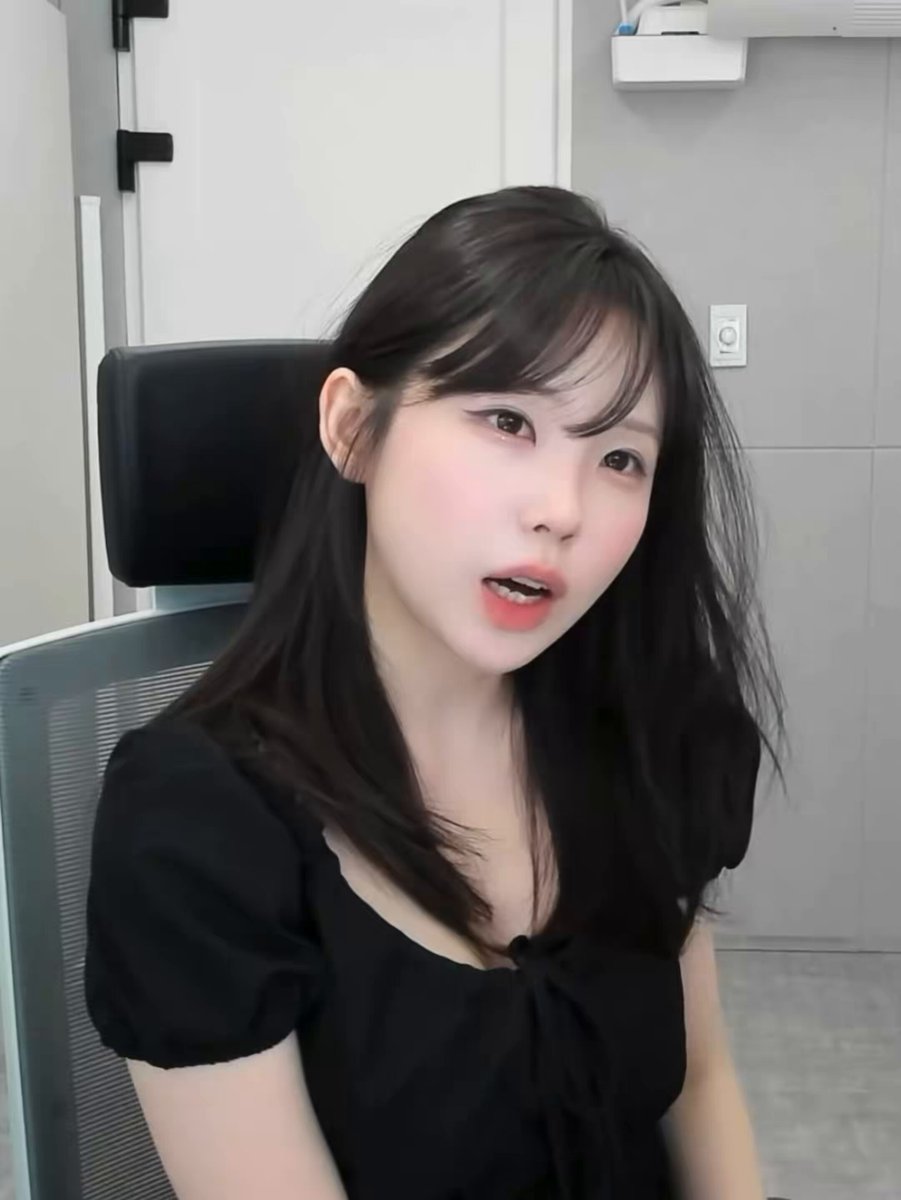 ✩