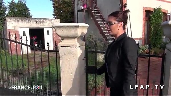 This french milf in lingerie gets her ass banged by the taxi driver