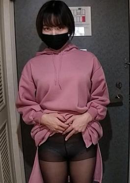 Gonzo Creampie Ejaculation in mouth A married woman who felt the limits of her life, which had been cut down by a dream home loan, decided to put her body on the line for Kazoku, but what she really didn't like was too visible on her face. Creampie system