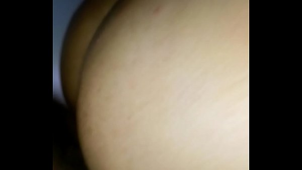 I come on my girlfriend's buttocks