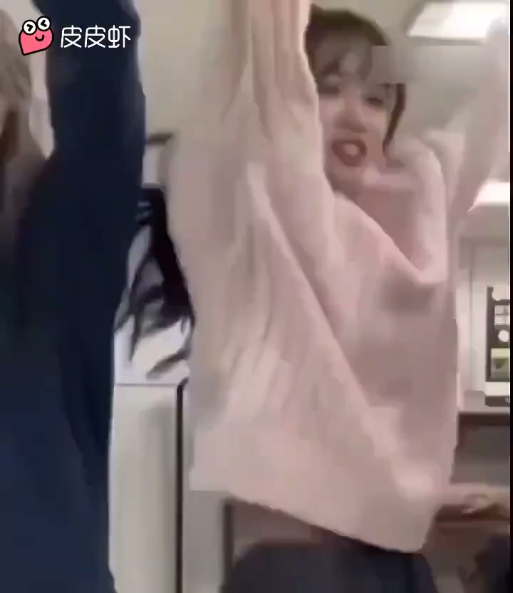 K-POP MOMENT