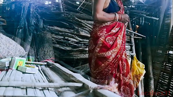 Outdoor fuck with local bhabhi (Official Video by Localsex31)
