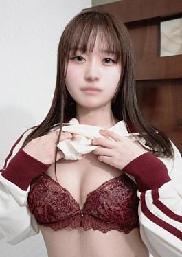 A Big New Face Has Appeared!! Is There A Reason? A Fair-skinned Beauty Aged ⑴⑧ Who Graduated Recently Applied For A Photo Shoot. She Is Penetrated By A Huge Penis (Vajin\)) And Disappears. She Moans And Convulses.